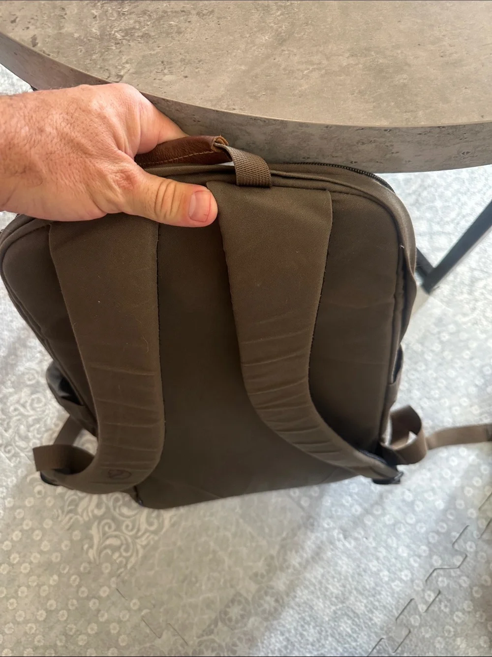 Fjällräven Räven 28L Backpack – Green – Excellent Condition